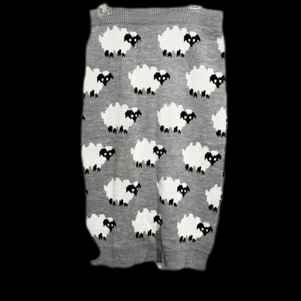 SHEIN White & Black Sheep Print on Gray Background Knit Maxi Skirt Size 0XL NWT